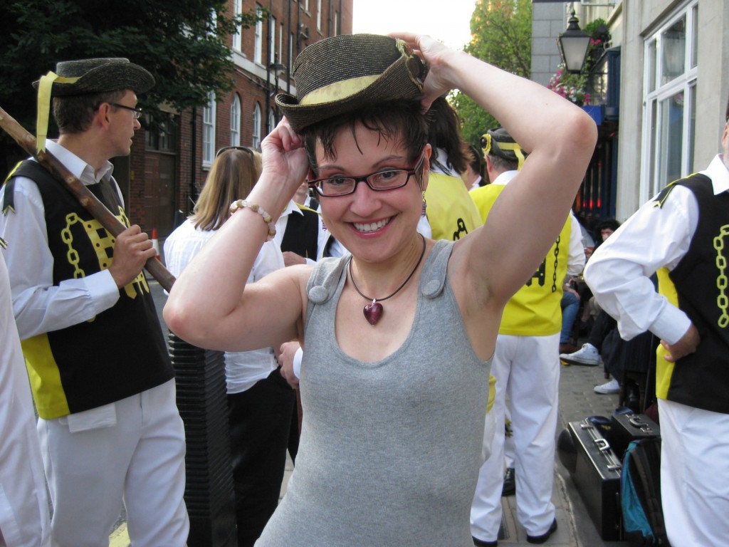 Mitzi Szereto gets recruited to join the Westminster Morris Men for some Morris Dancing!
